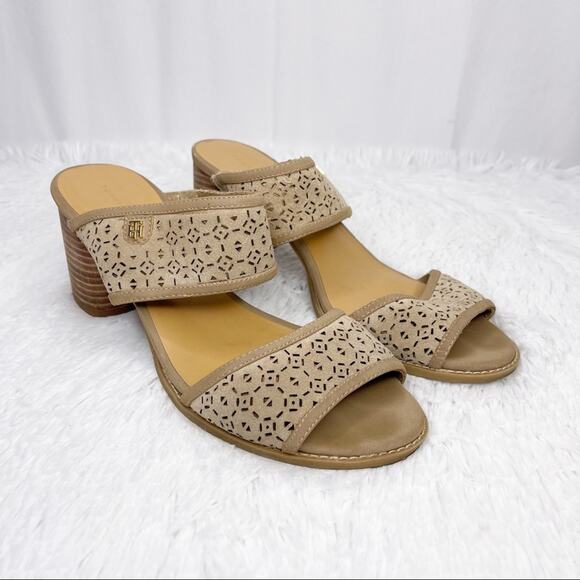 TOMMY HILFIGER / tan laser cut chunky sandals - Picture 2 of 11